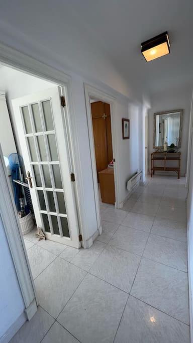 شقة Apartamento Con Acceso Directo A La Playa فالنسيا المظهر الخارجي الصورة